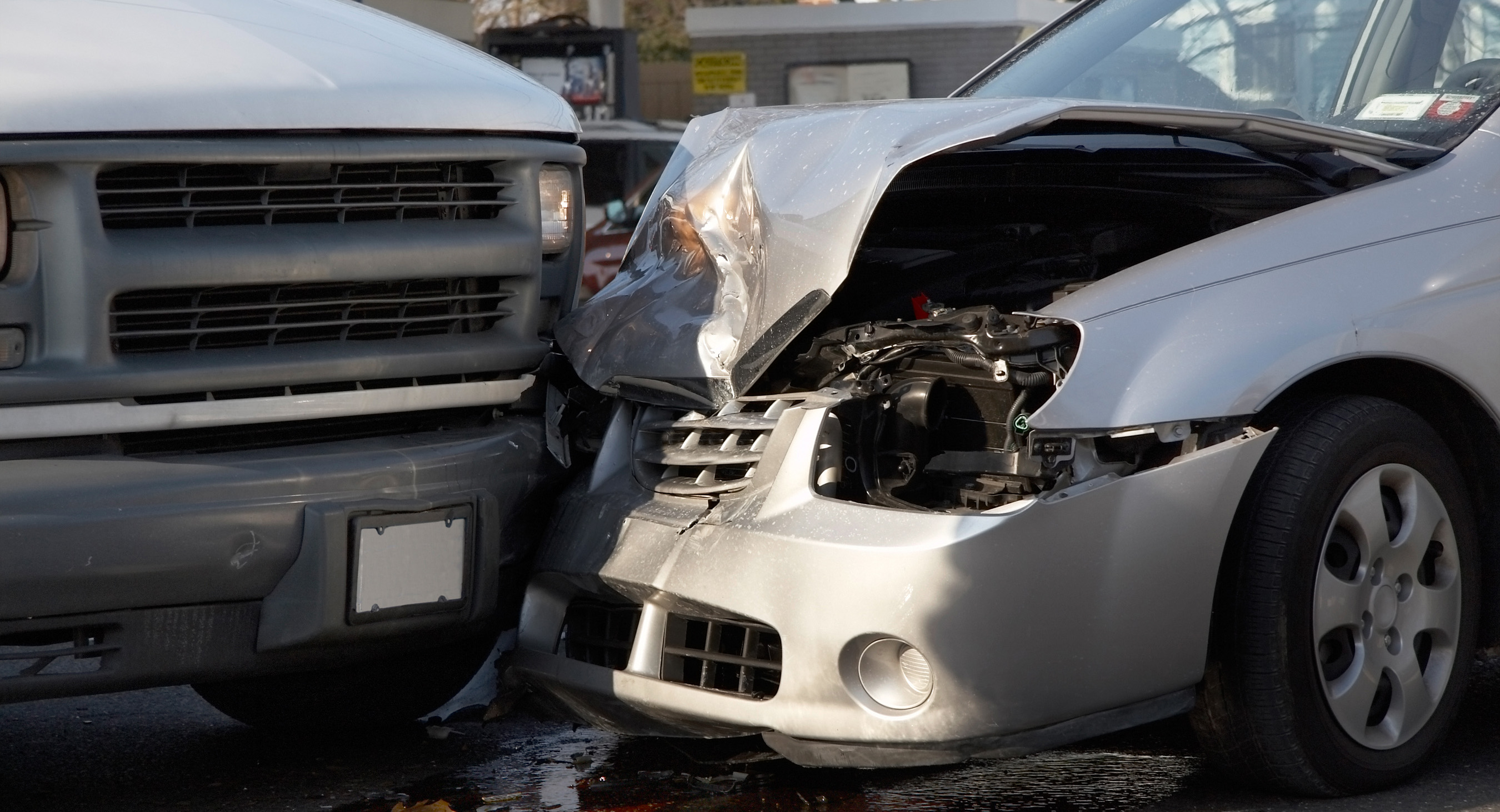 An accident between a van and car that requires front-impact collision repair in Colorado Springs.